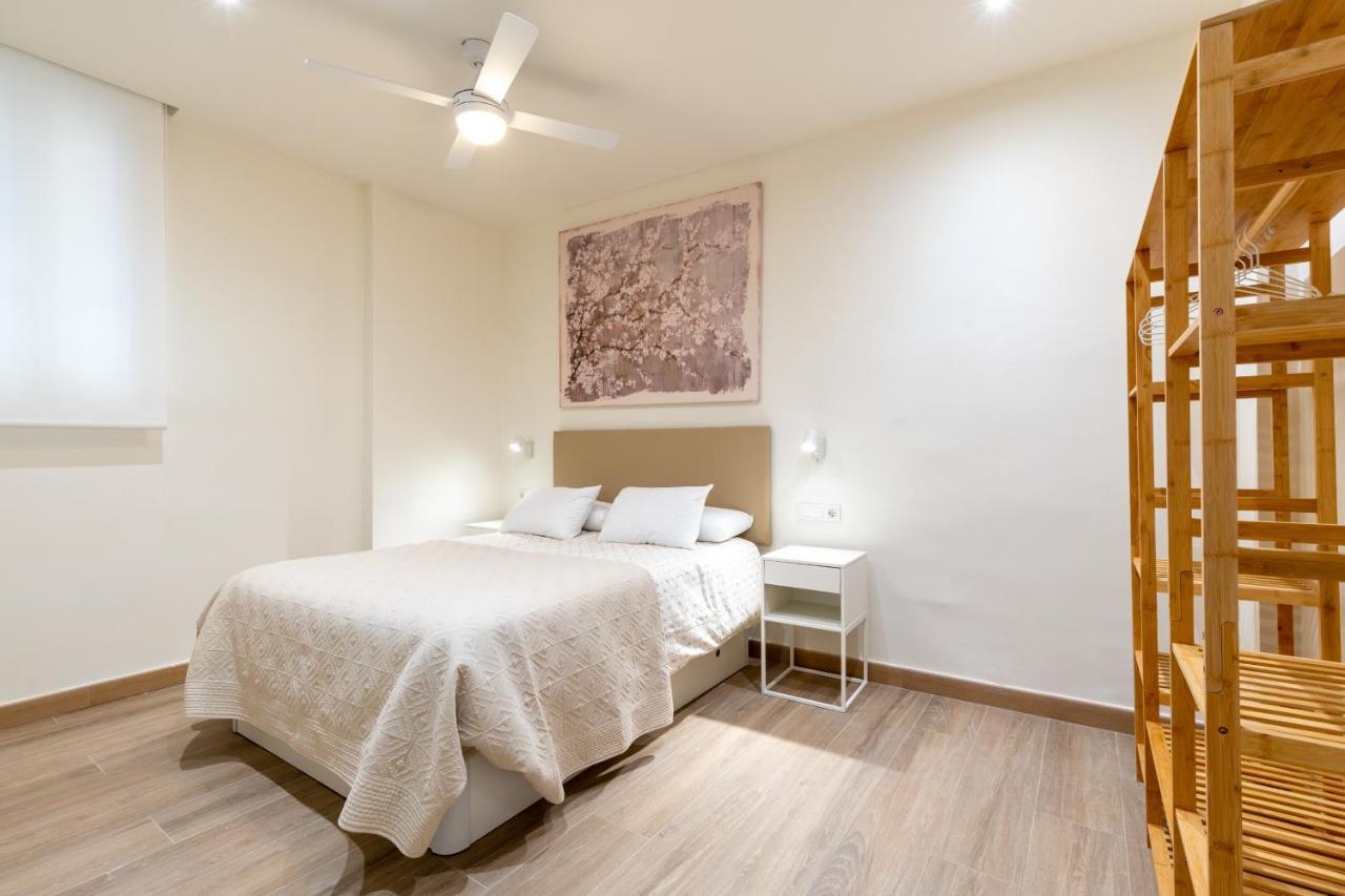 Apartamentos Cervantes 17 Séville Extérieur photo