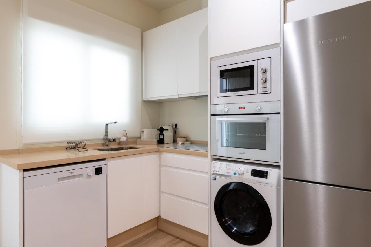 Apartamentos Cervantes 17 Séville Extérieur photo