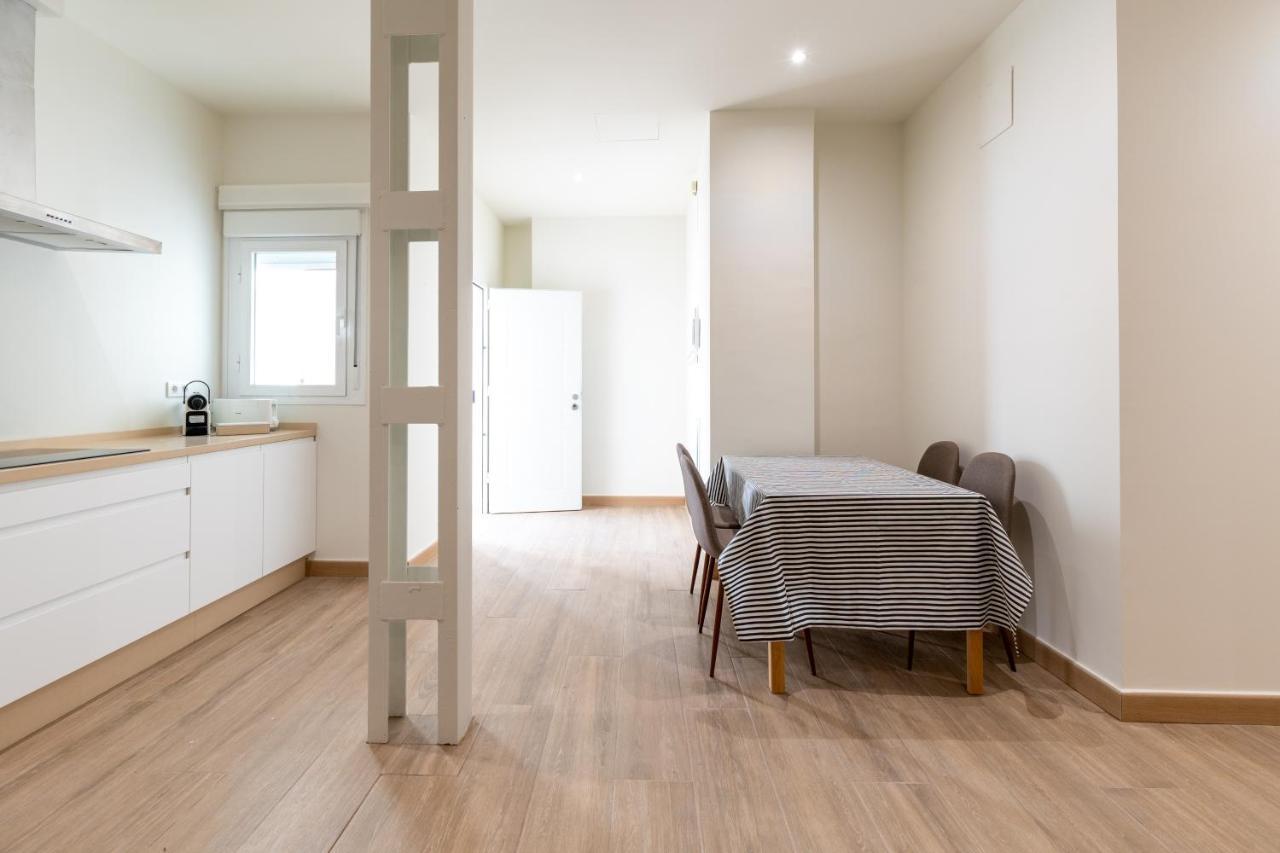 Apartamentos Cervantes 17 Séville Extérieur photo