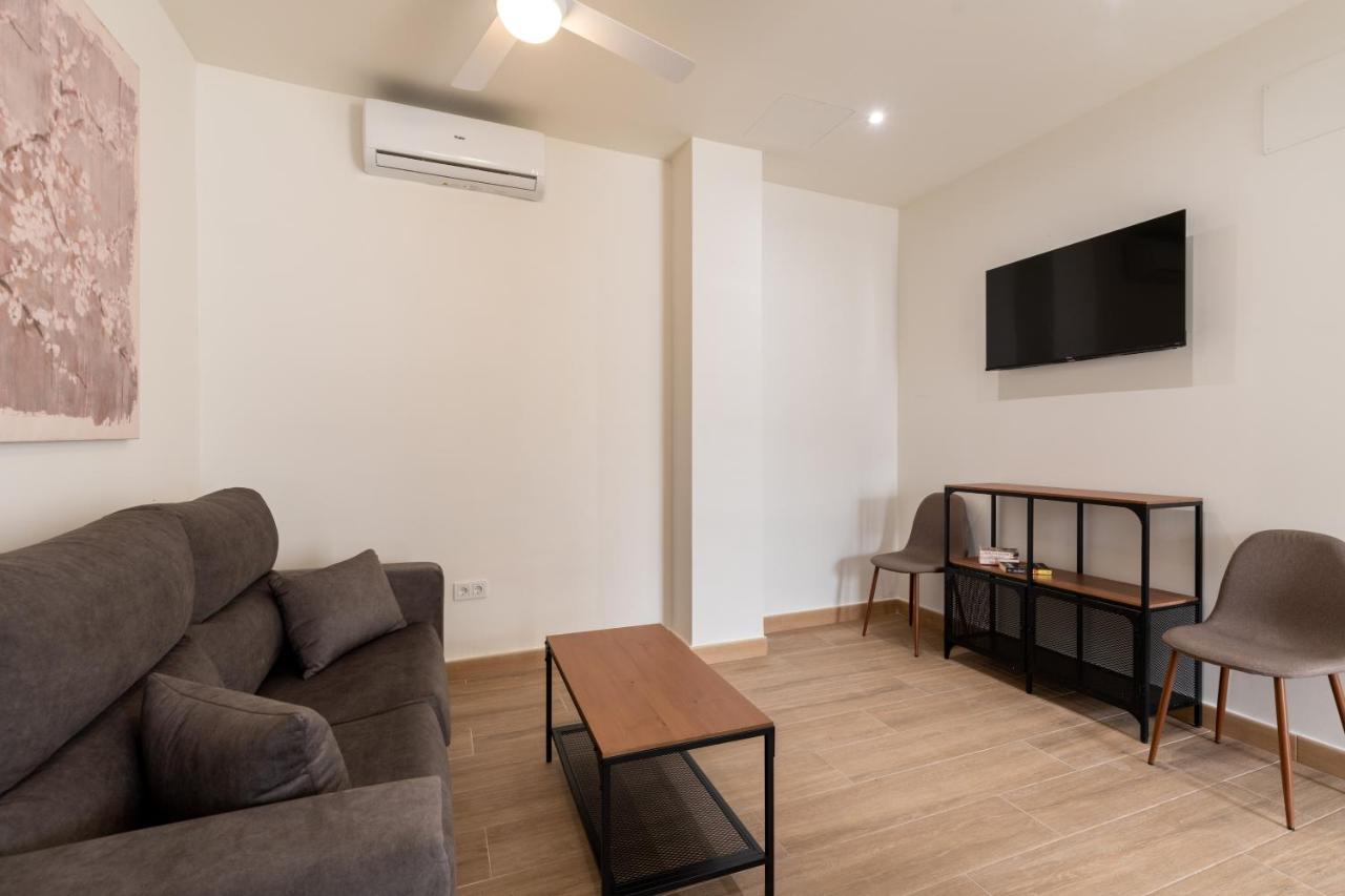 Apartamentos Cervantes 17 Séville Extérieur photo