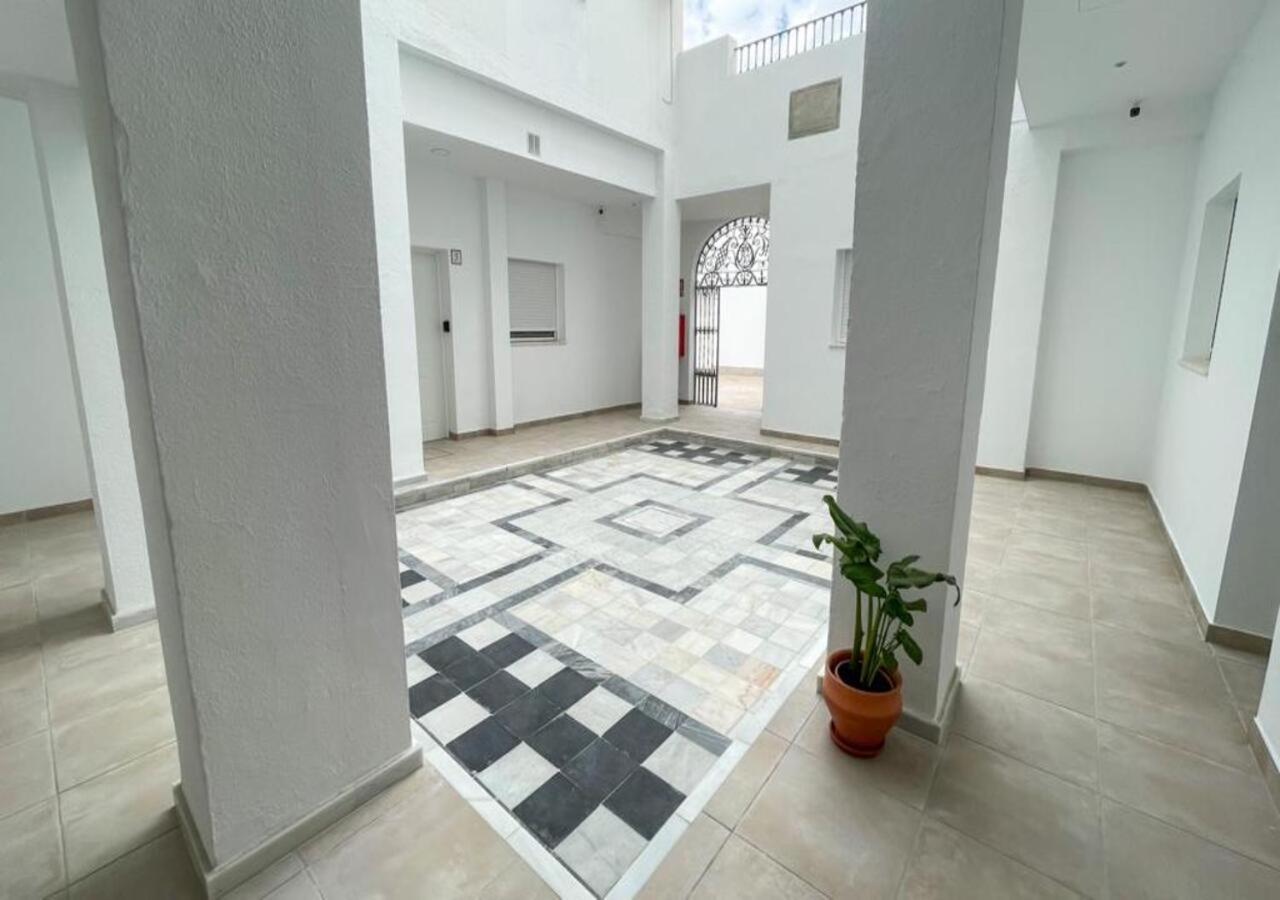 Apartamentos Cervantes 17 Séville Extérieur photo